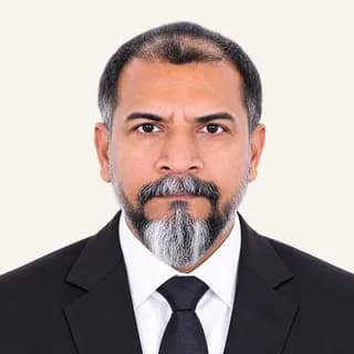 Portrait of Suraj Khan, Co-Founder & Director, Sales